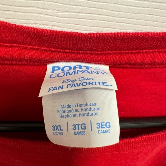 Image John Lennon red mens tee with peace sign. Size 3XL - Picture 3 of 4